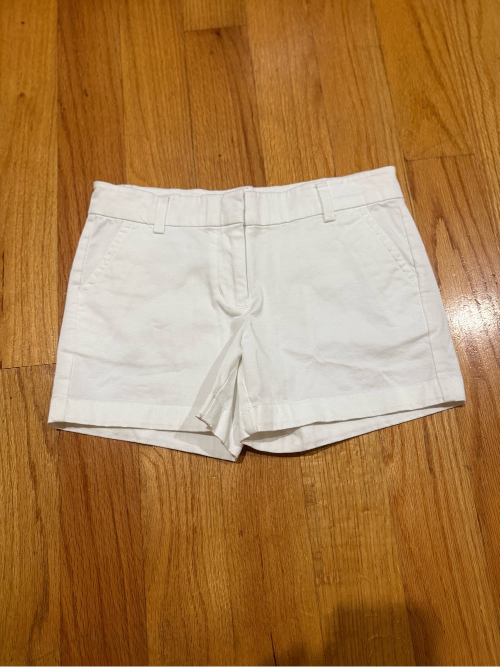 Vineyard Vines Girls' White Chino Shorts — Size 12